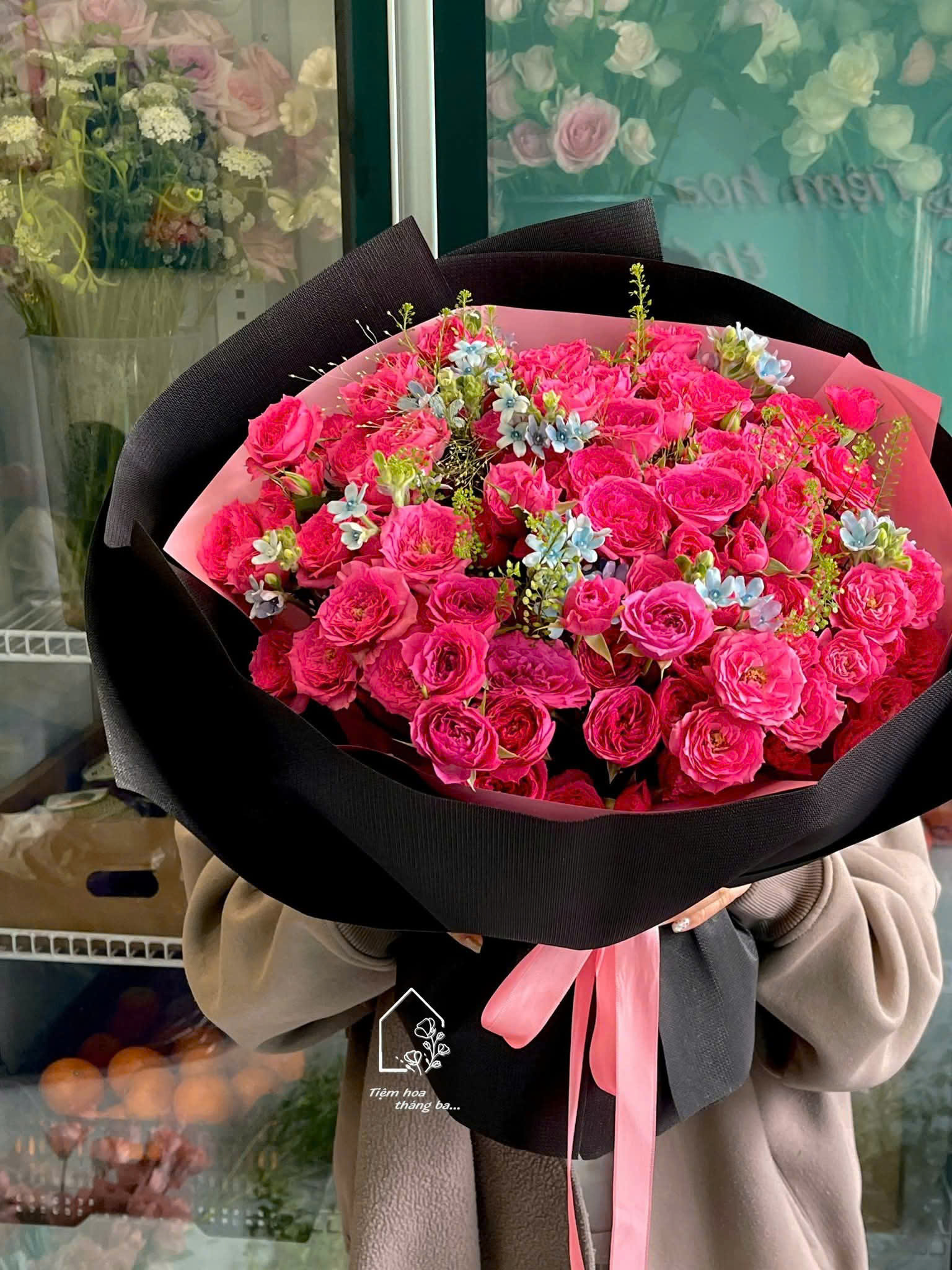 Bó hồng chùm sofia mix sao xanh xinh đẹp